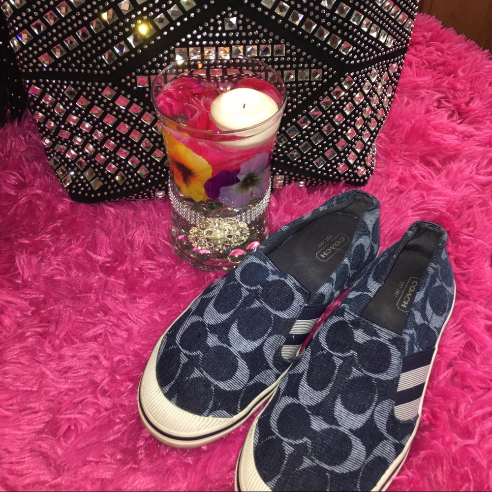 💕COACH Slip-Ons💕